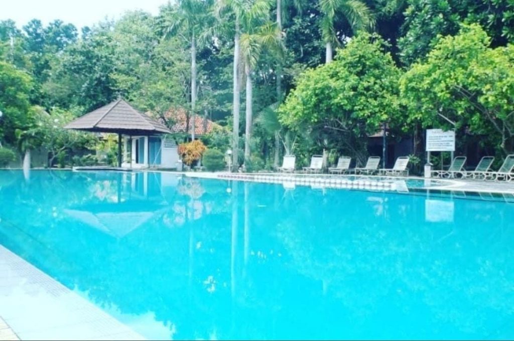 Swimming Pool Putri